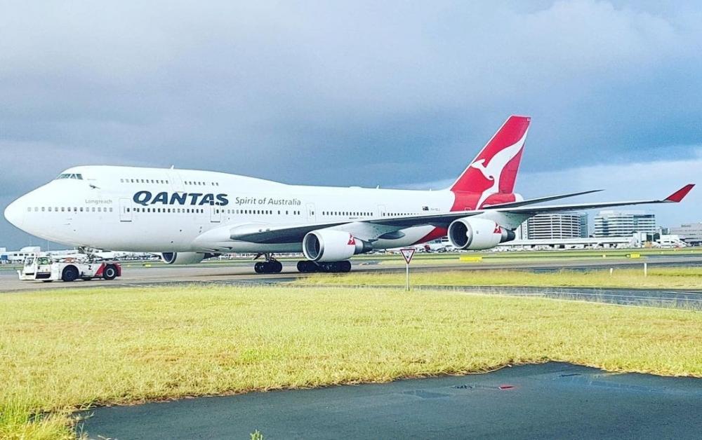The Weekend Leader - Qantas to stand down 2,500 employees